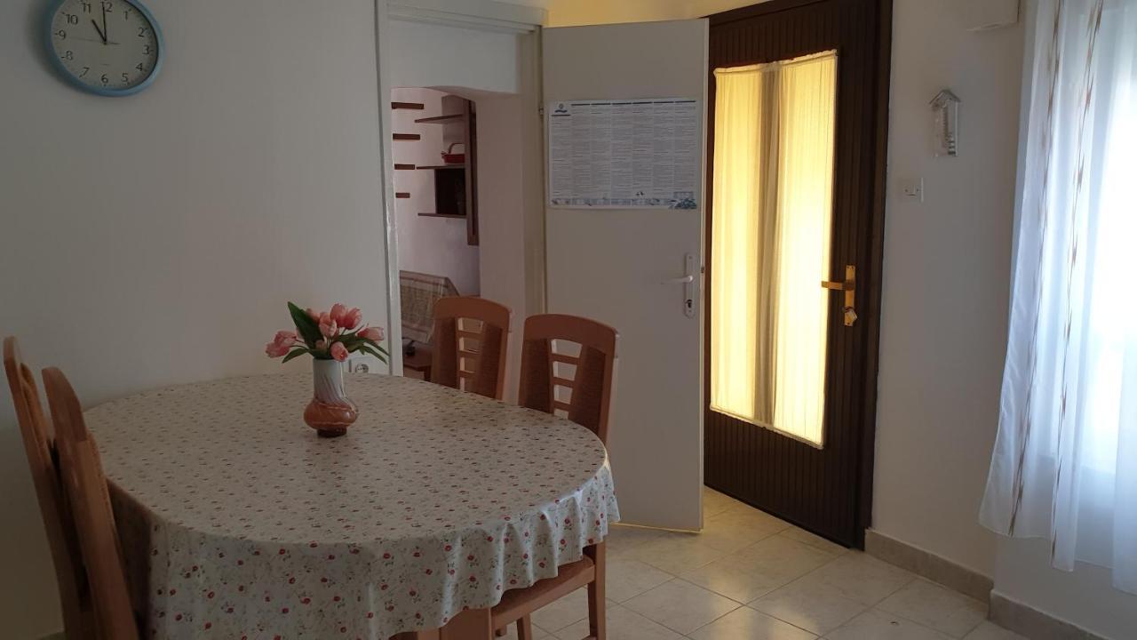 Apartman Dinka Punat Zewnętrze zdjęcie